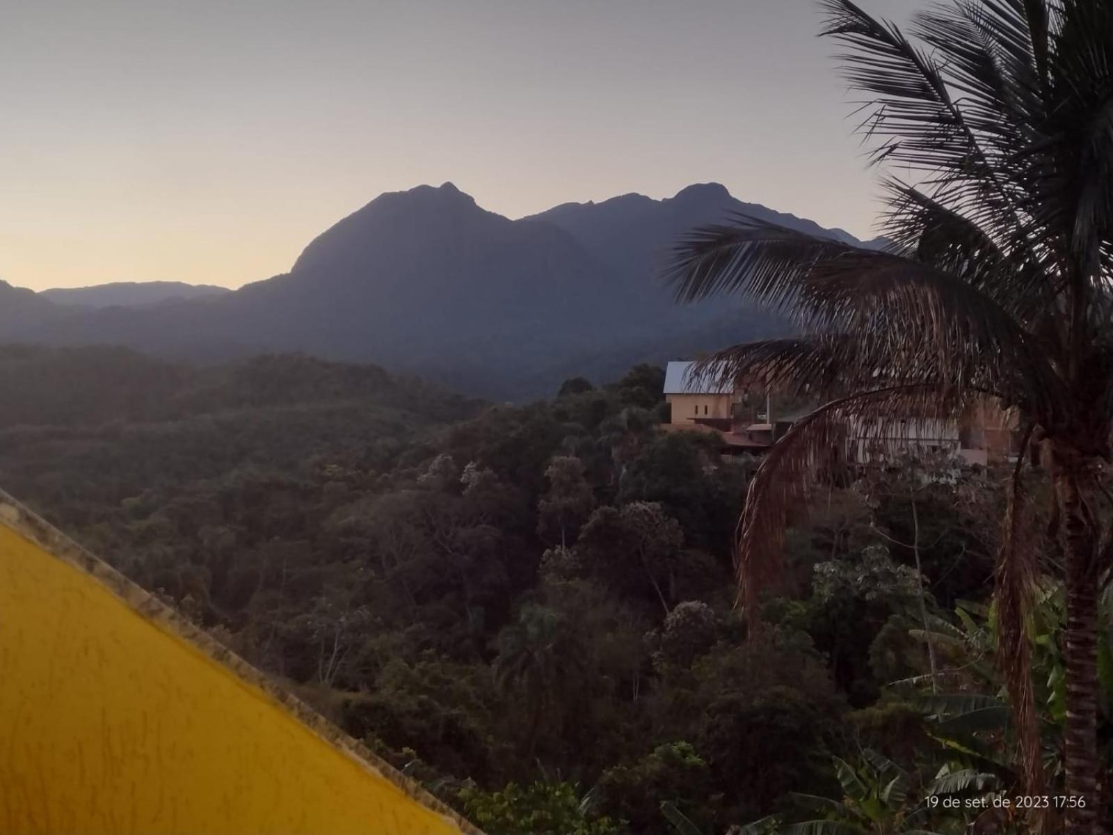 Hospedagem Encantos Da Serra Itatiaia  Buitenkant foto